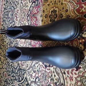 NEW IN BOX Henry Ferrera Rain Boots Size 9